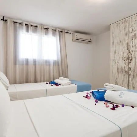 Crystal Iii Villa Chrisi Akti (Paros)
