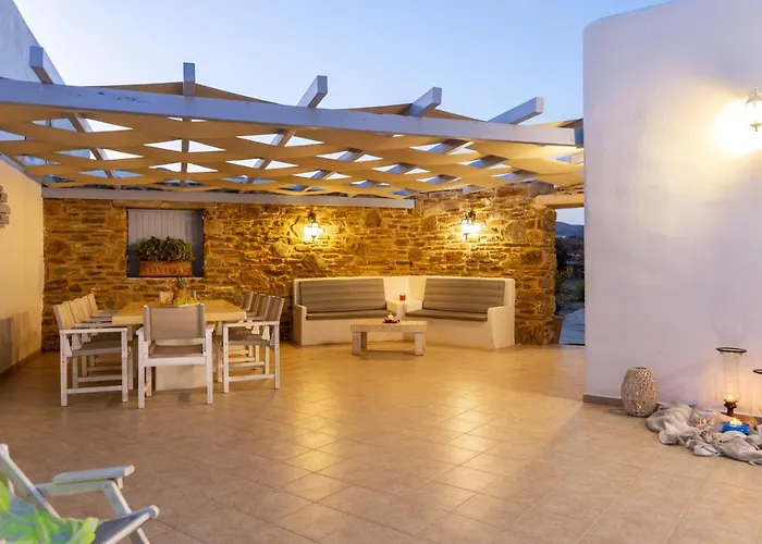 Crystal Iii Chrisi Akti (Paros)